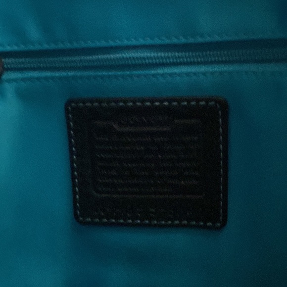 Authentic Coach leather shoulder bag - Picture 3 of 6